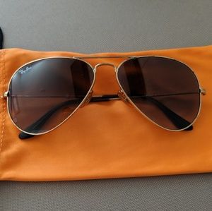 Ray-Ban Aviators gold brown